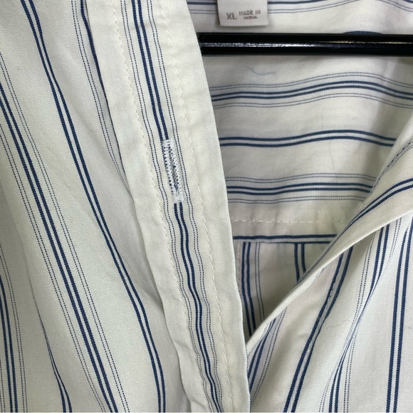 Loft Striped Everyday Shirt in Blue and White size XL - Picture 11 of 12